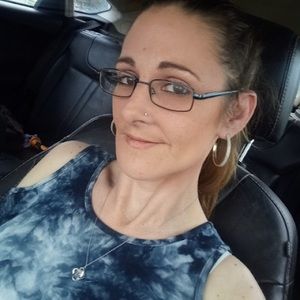 Meet your Posher, Cassandra